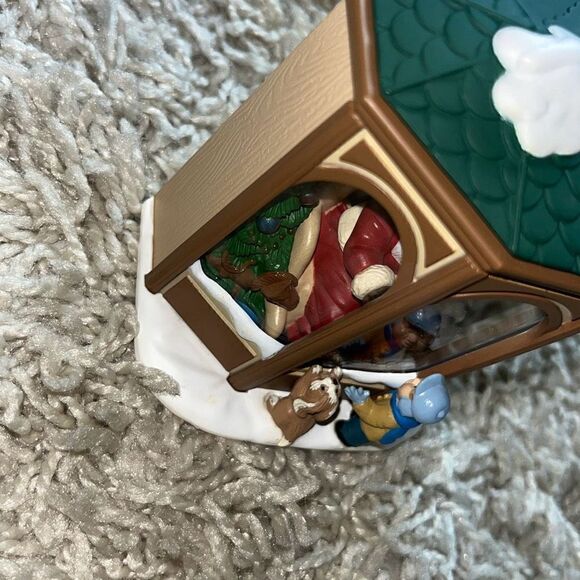 Vintage Hallmark Keepsake Ornament 1995 Coming to See Santa Magic Light Motion V - Picture 14 of 14